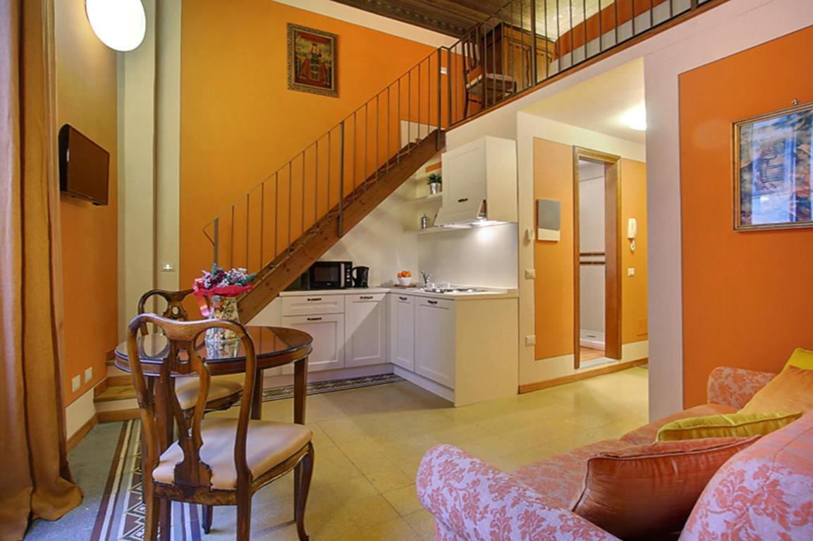 Apartments Puccini Florença Quarto foto